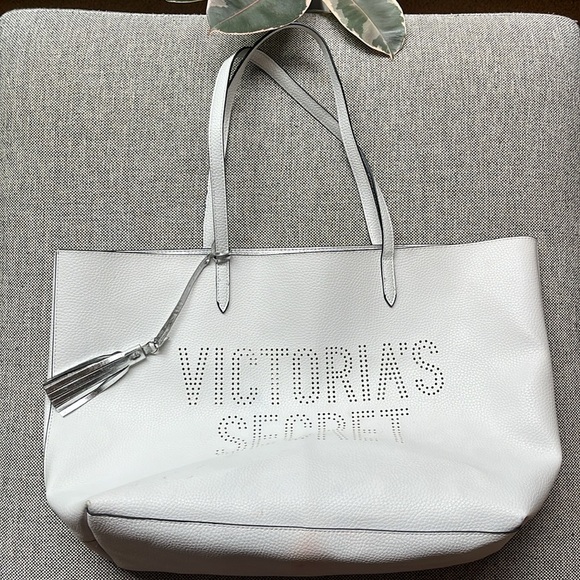 🤍 Victoria Secret White Tote bag 🤍 - Picture 10 of 17